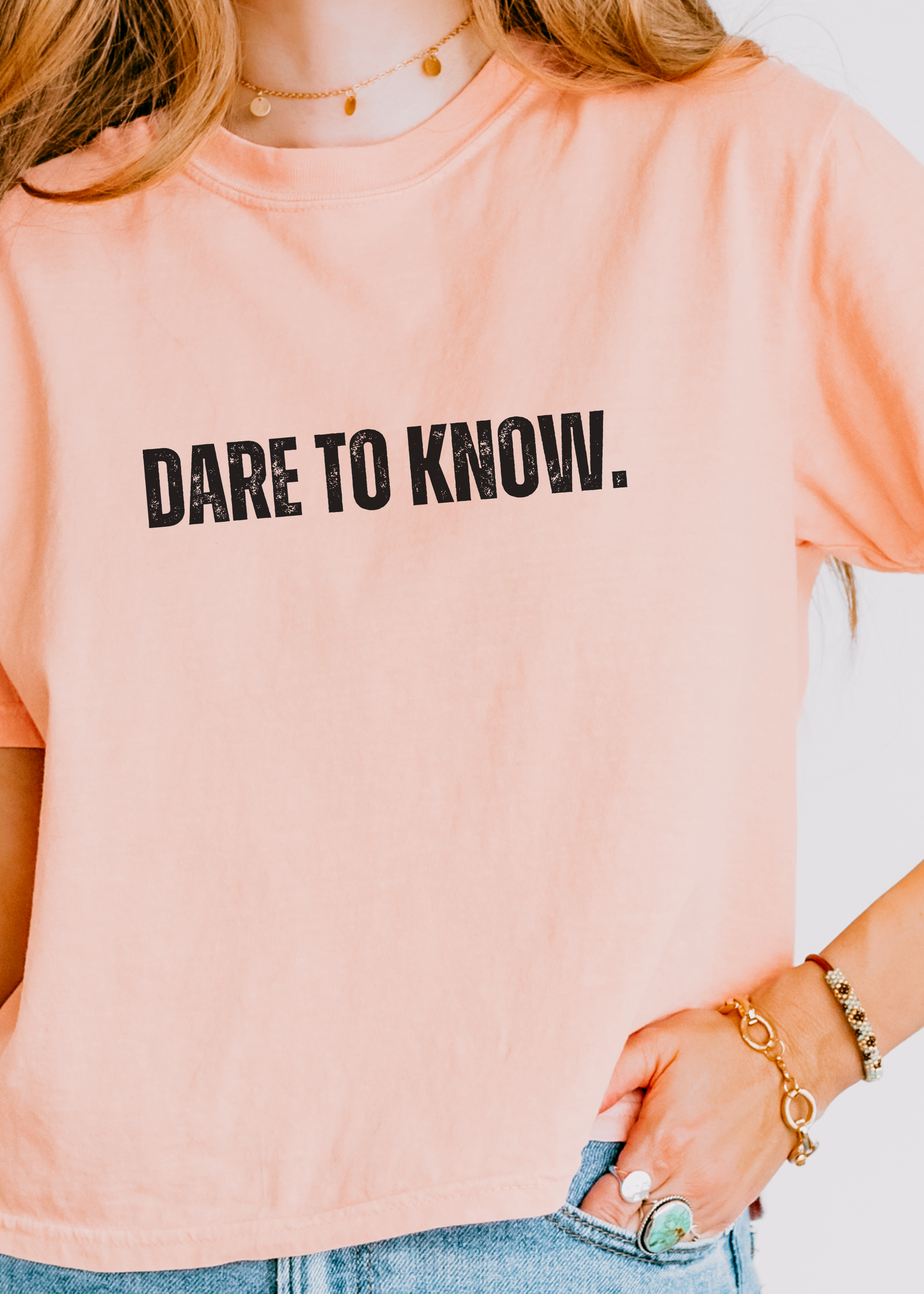 Motivational Boxy Tee Shirt | Dare To Know Quote Gift - Mythos Design